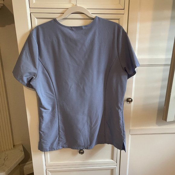 FIGS Scrub Set Vapor Blue Limited Color - Picture 5 of 6